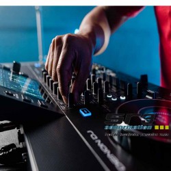 Controleur Denon Live 4